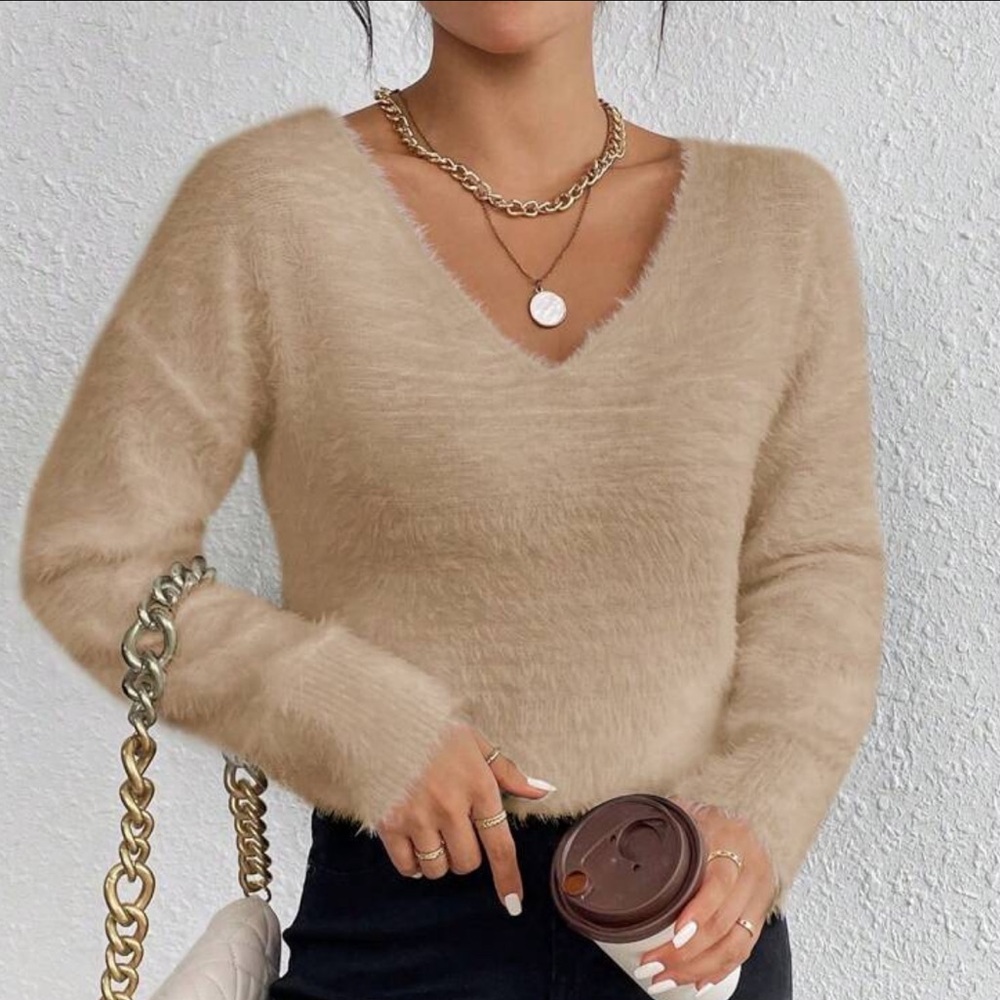 NWOT Cozy Espresso Color Fuzzy Sweater, size Small - Picture 1 of 4